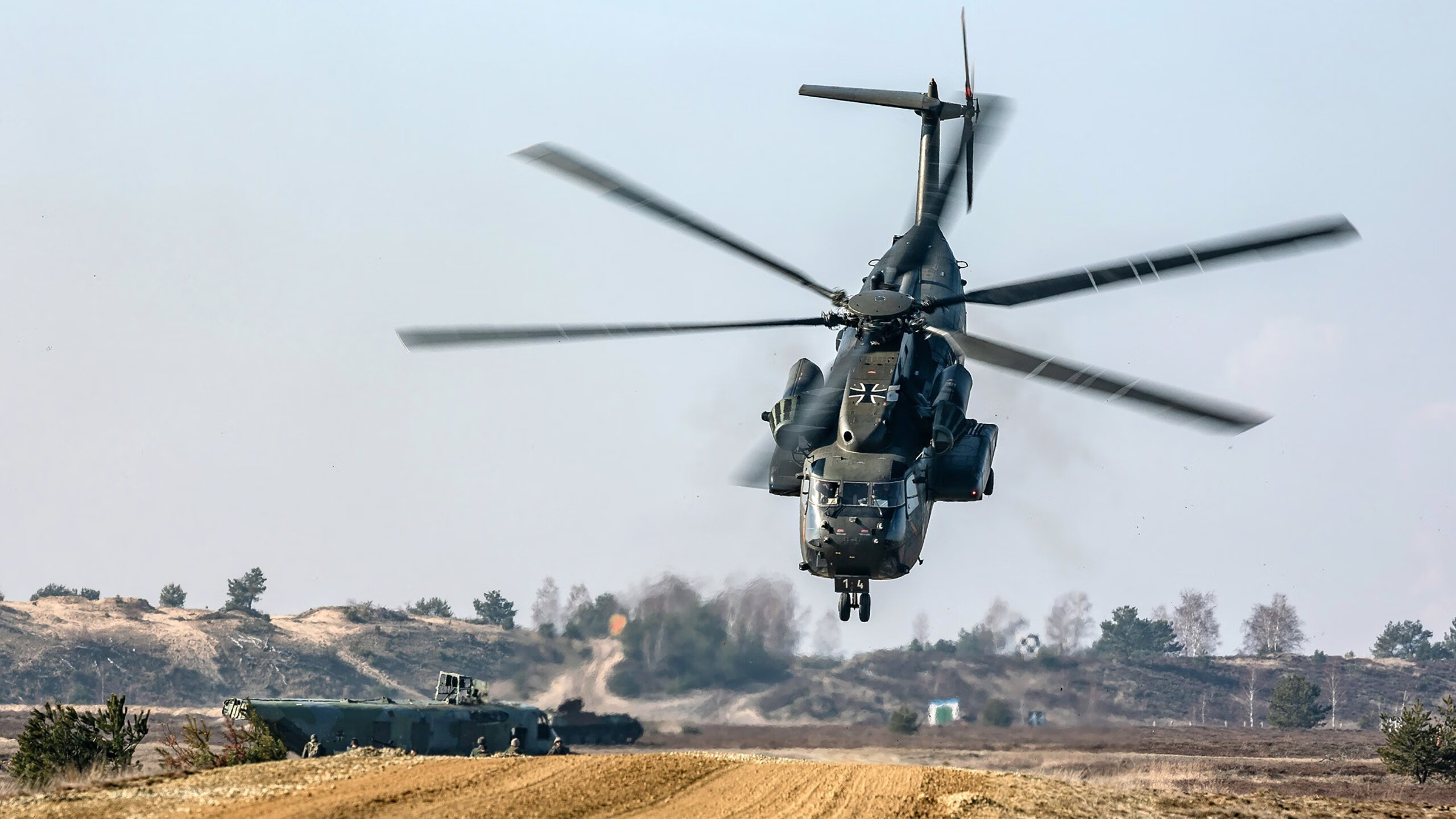 深圳队宣布新主帅上任,目标保级,深圳队主教练是谁足球