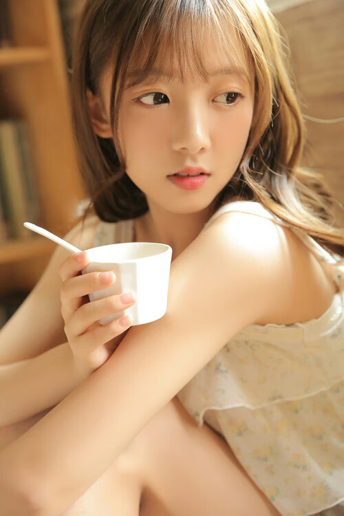 战术应变速度快面对变化迅速调整确保比赛节奏维持在优势端，战术的应用过程较量是战术的理论知识的掌握